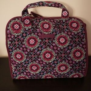 Vera Bradley Hanging Travel Organizer